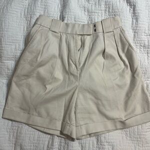 Banana Republic Cream Women's Bermudas